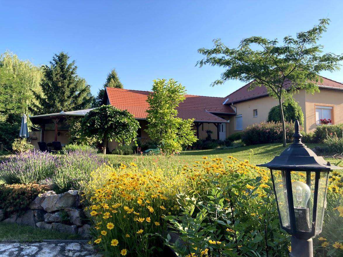 Levendula Apartmanház